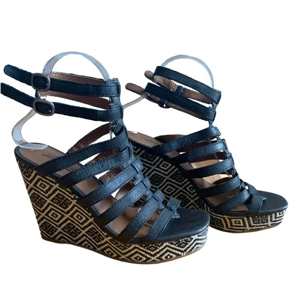 Lucky Brand Strappy Black Espadrille with Ikat Design Pattern Heel, Size 8 - Picture 2 of 3